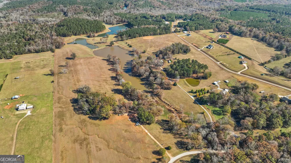 1390 Walker RD Madison, GA 30650