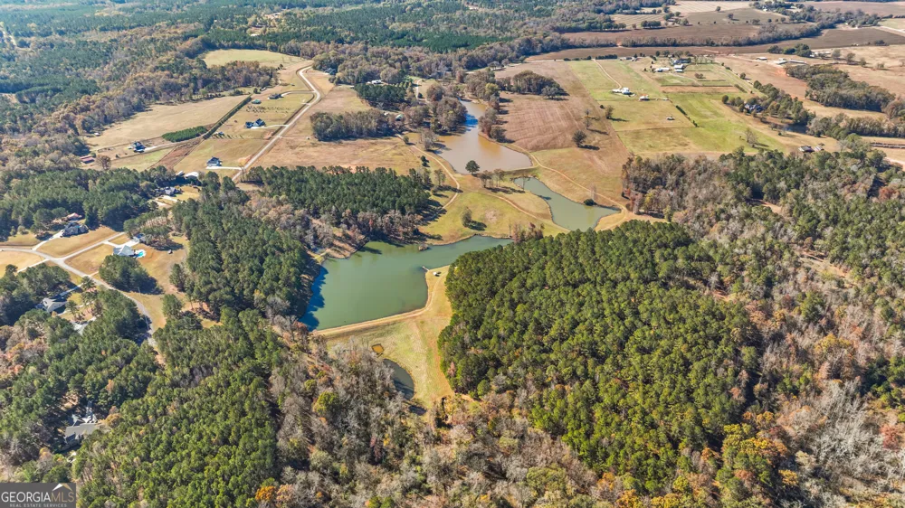 1390 Walker RD Madison, GA 30650
