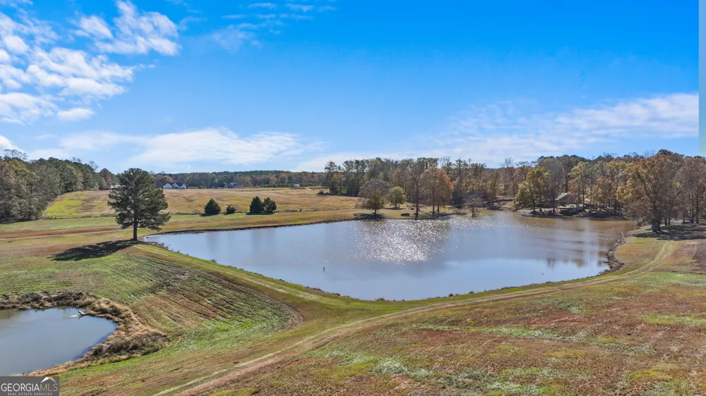 1390 Walker RD Madison, GA 30650