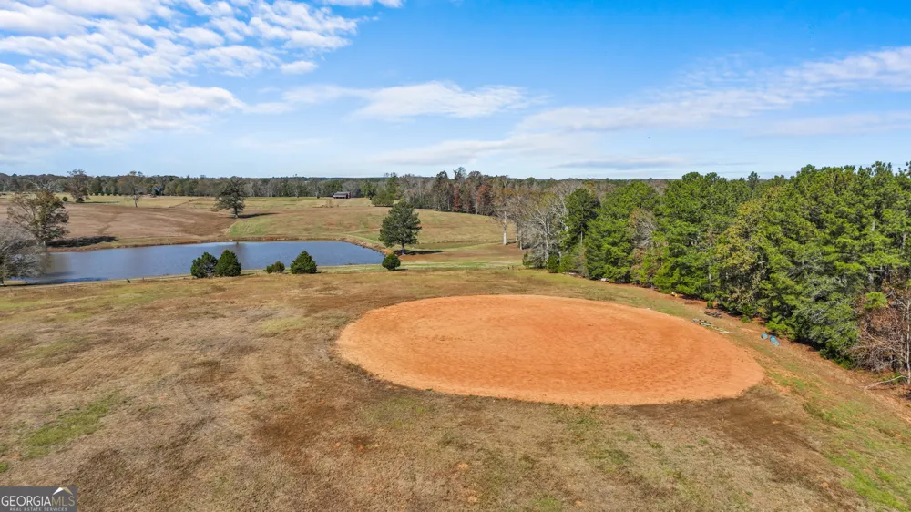1390 Walker RD Madison, GA 30650