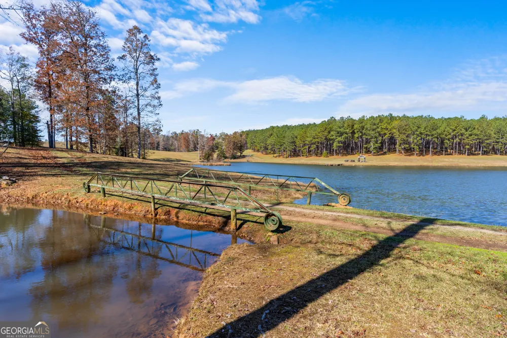 1390 Walker RD Madison, GA 30650