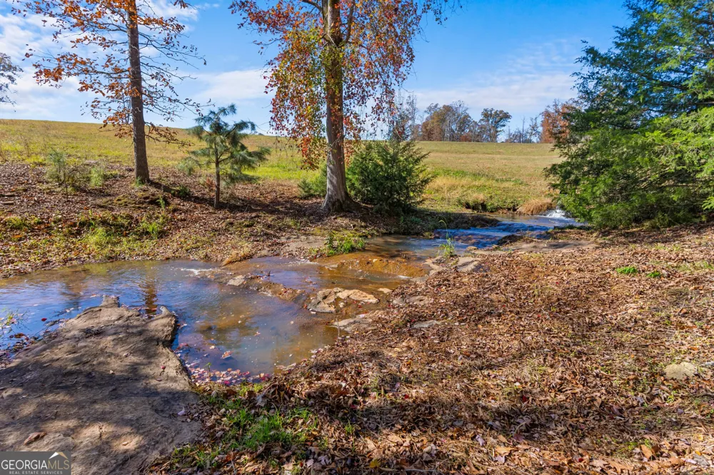 1390 Walker RD Madison, GA 30650
