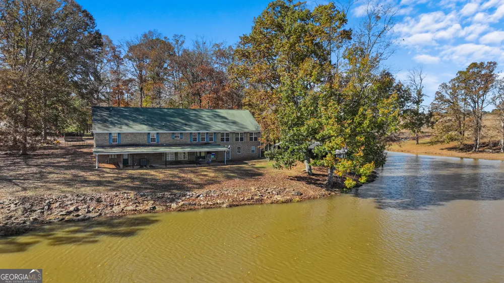 1390 Walker RD Madison, GA 30650