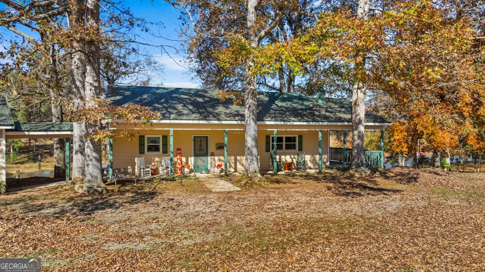 1390 Walker RD Madison, GA 30650