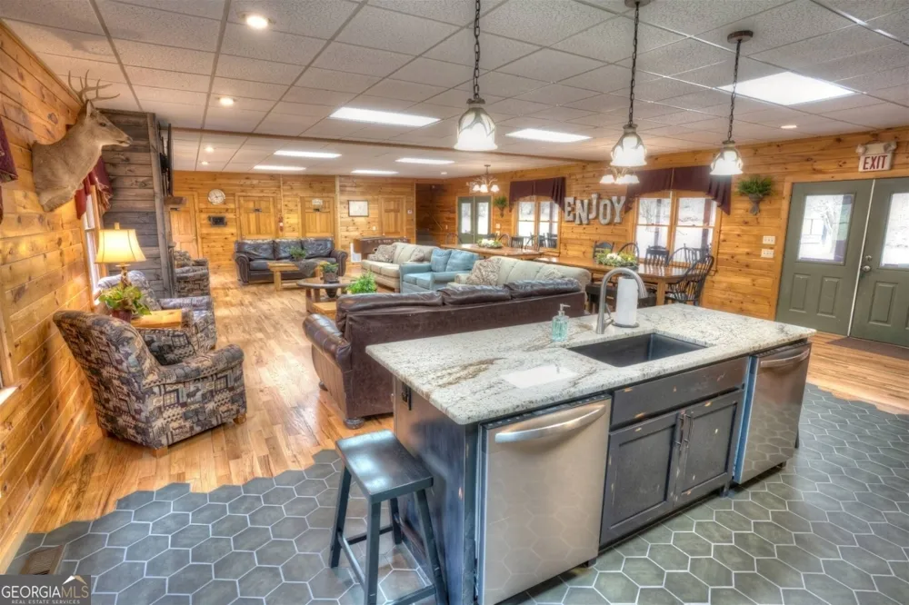 481 Chastain RD Sautee Nacoochee, GA 30571