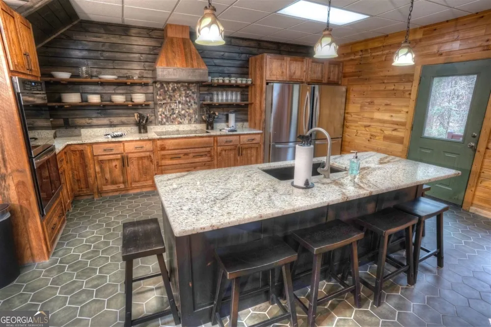 481 Chastain RD Sautee Nacoochee, GA 30571