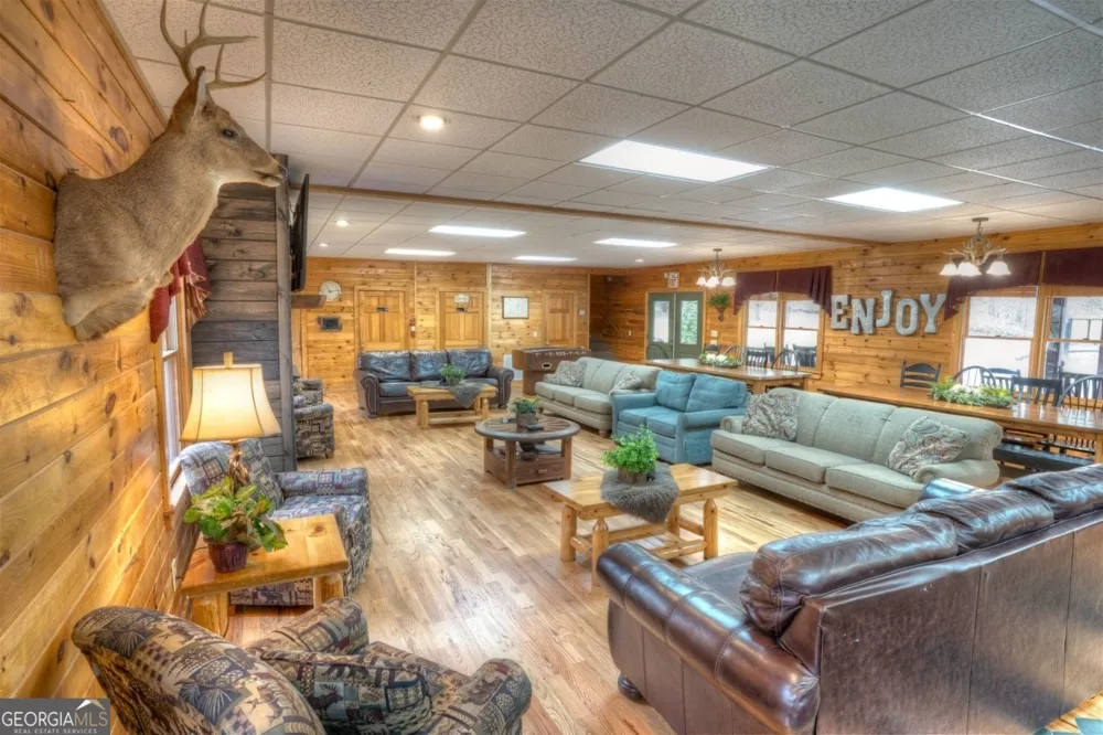481 Chastain RD Sautee Nacoochee, GA 30571