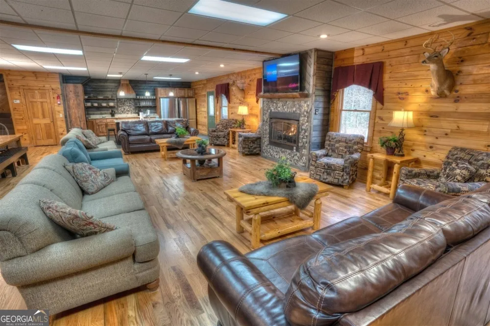481 Chastain RD Sautee Nacoochee, GA 30571