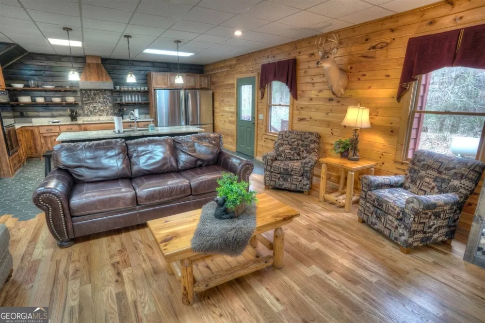 481 Chastain RD Sautee Nacoochee, GA 30571
