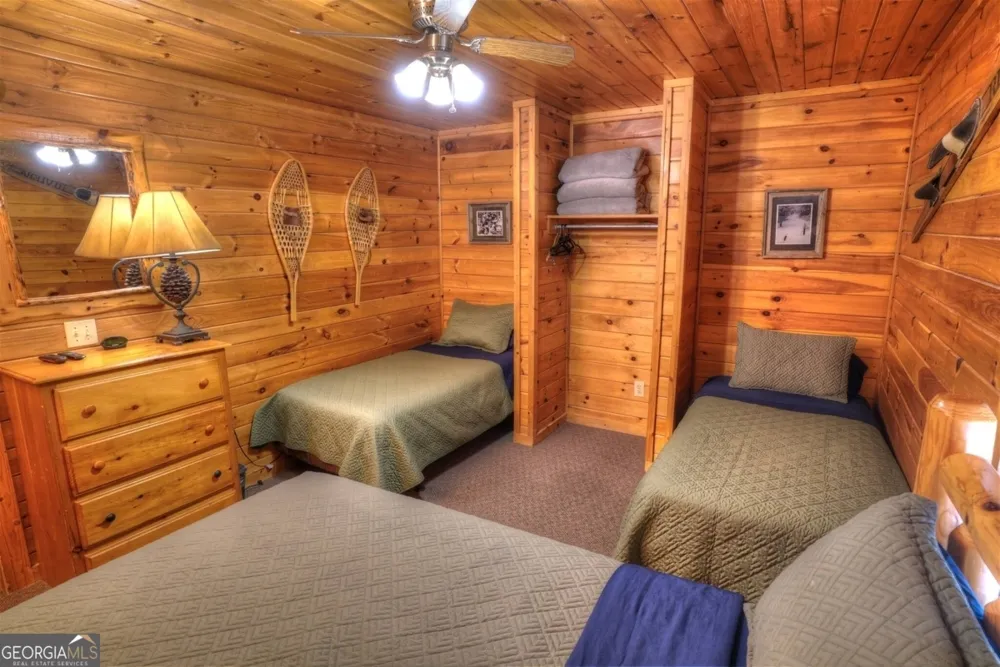 481 Chastain RD Sautee Nacoochee, GA 30571