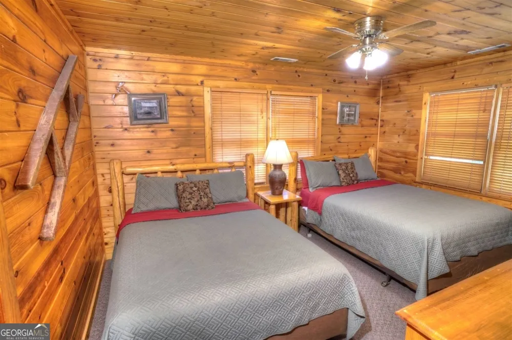 481 Chastain RD Sautee Nacoochee, GA 30571