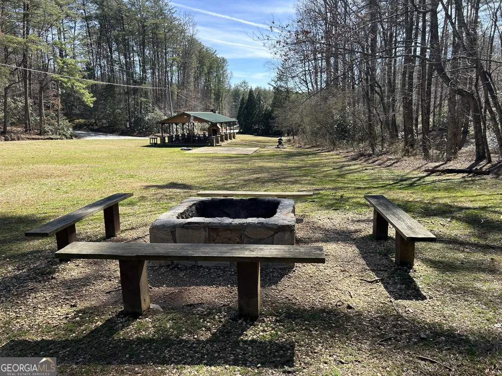 481 Chastain RD Sautee Nacoochee, GA 30571