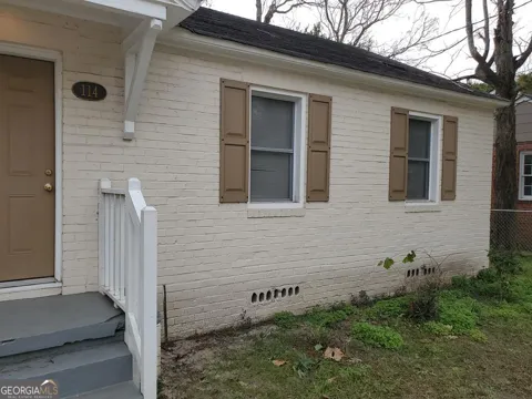 114 W Mary ST