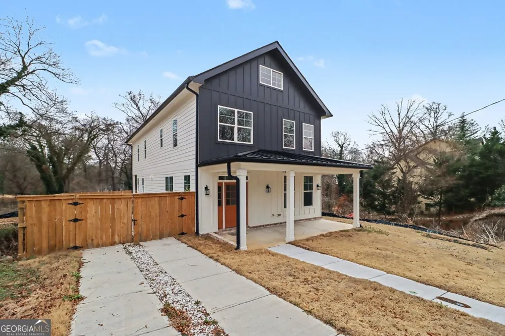 327 Ohm AVE Scottdale, GA 30079