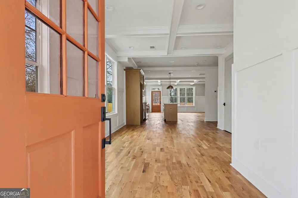 327 Ohm AVE Scottdale, GA 30079