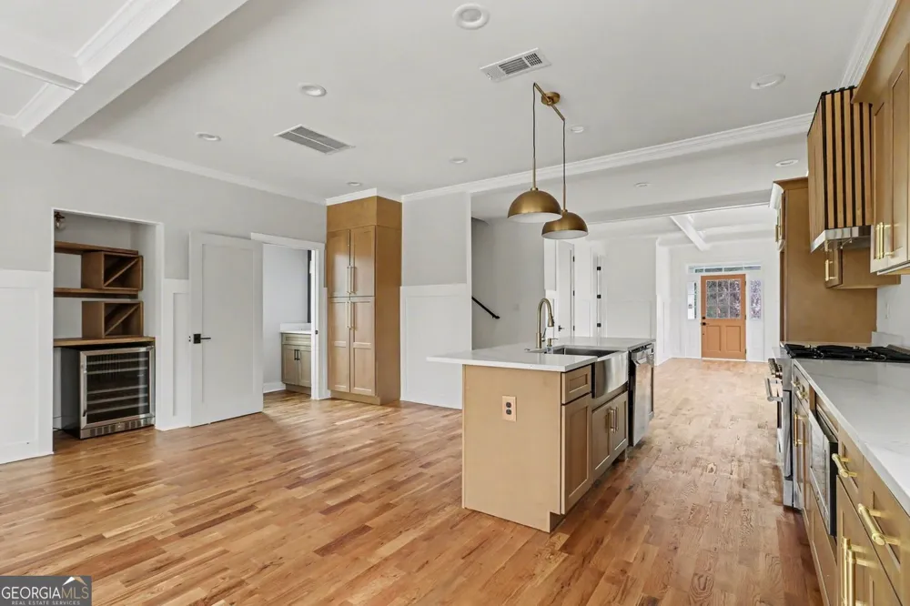 327 Ohm AVE Scottdale, GA 30079