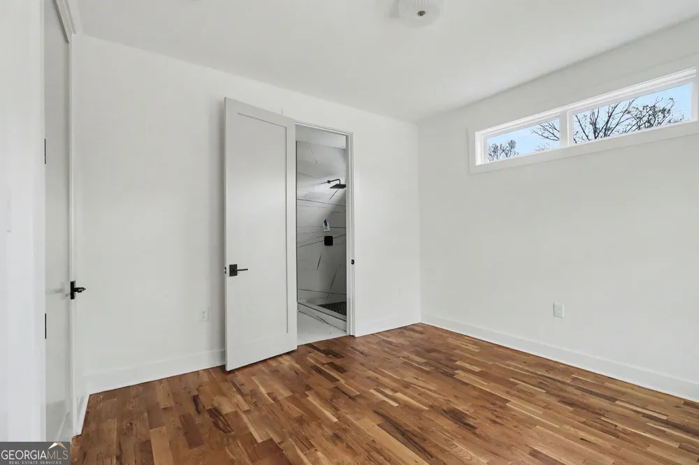 327 Ohm AVE Scottdale, GA 30079