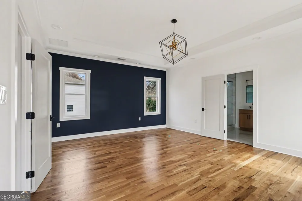 327 Ohm AVE Scottdale, GA 30079
