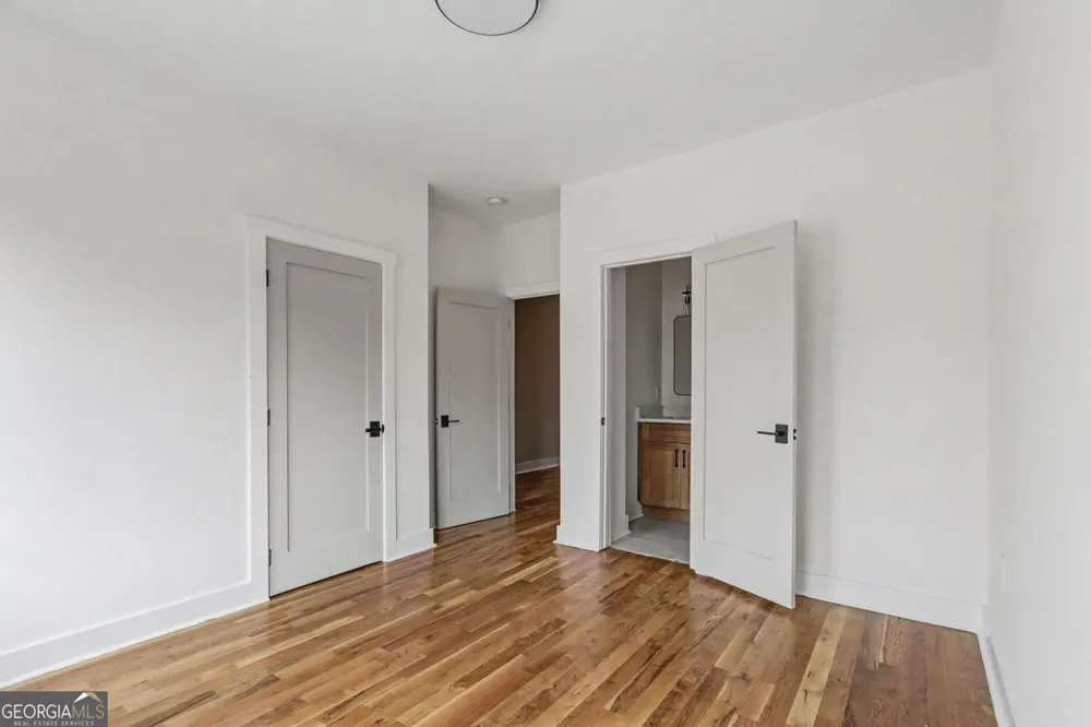 327 Ohm AVE Scottdale, GA 30079