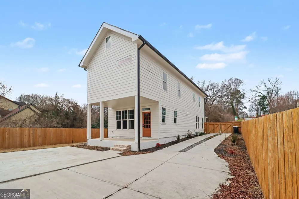 327 Ohm AVE Scottdale, GA 30079