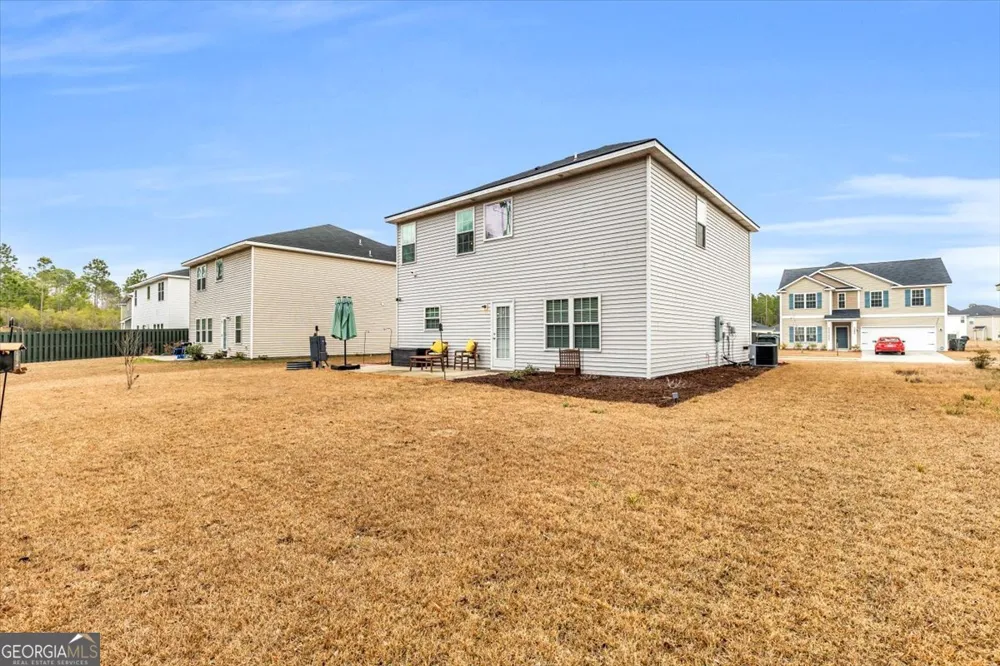 276 Brightleaf CIR Hinesville, GA 31313