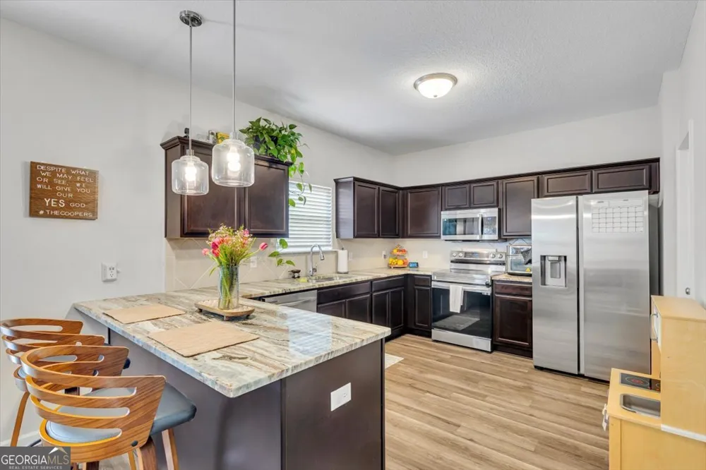 276 Brightleaf CIR Hinesville, GA 31313