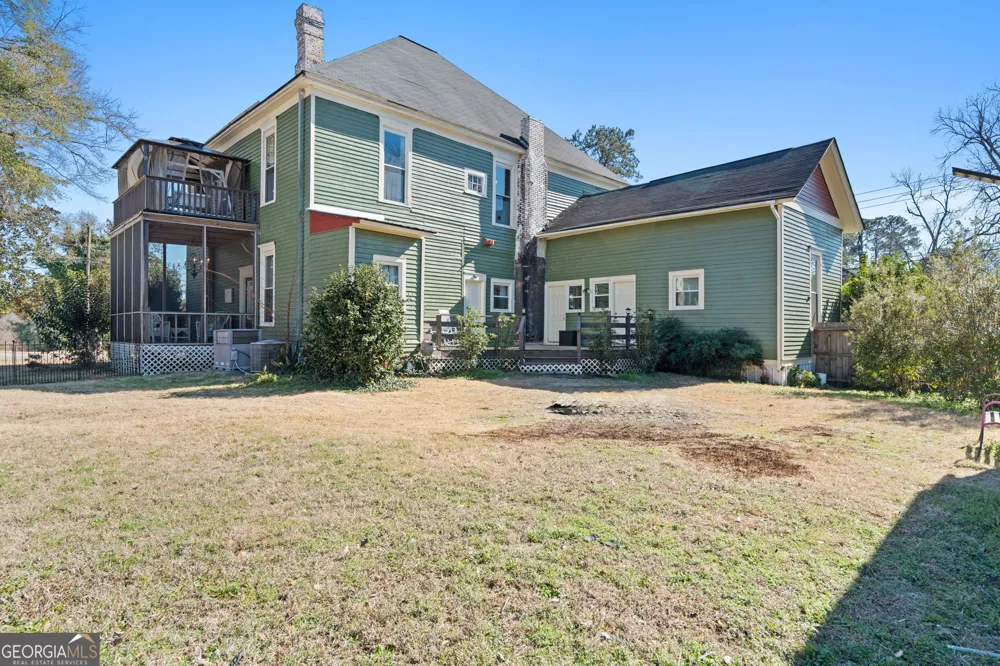 110 E Artesian AVE Montezuma, GA 31063