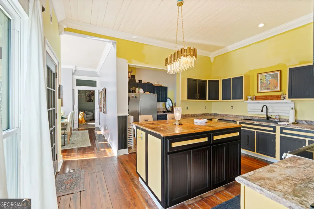 110 E Artesian AVE Montezuma, GA 31063