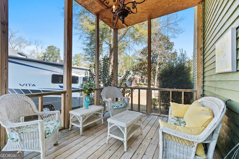 110 E Artesian AVE Montezuma, GA 31063