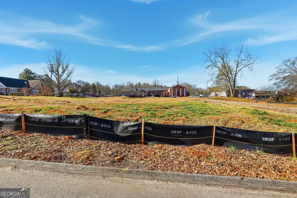 1284 Washington ST Clarkesville, GA 30523