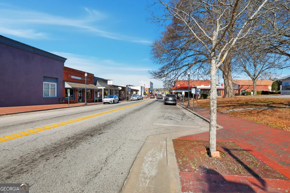 1284 Washington ST Clarkesville, GA 30523