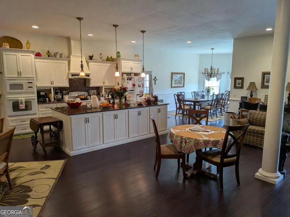 40 Drew Bennett RD Midville, GA 30441