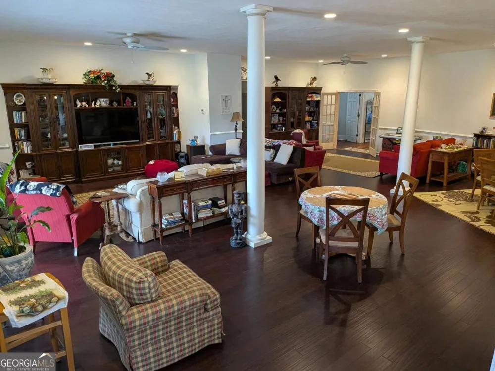 40 Drew Bennett RD Midville, GA 30441