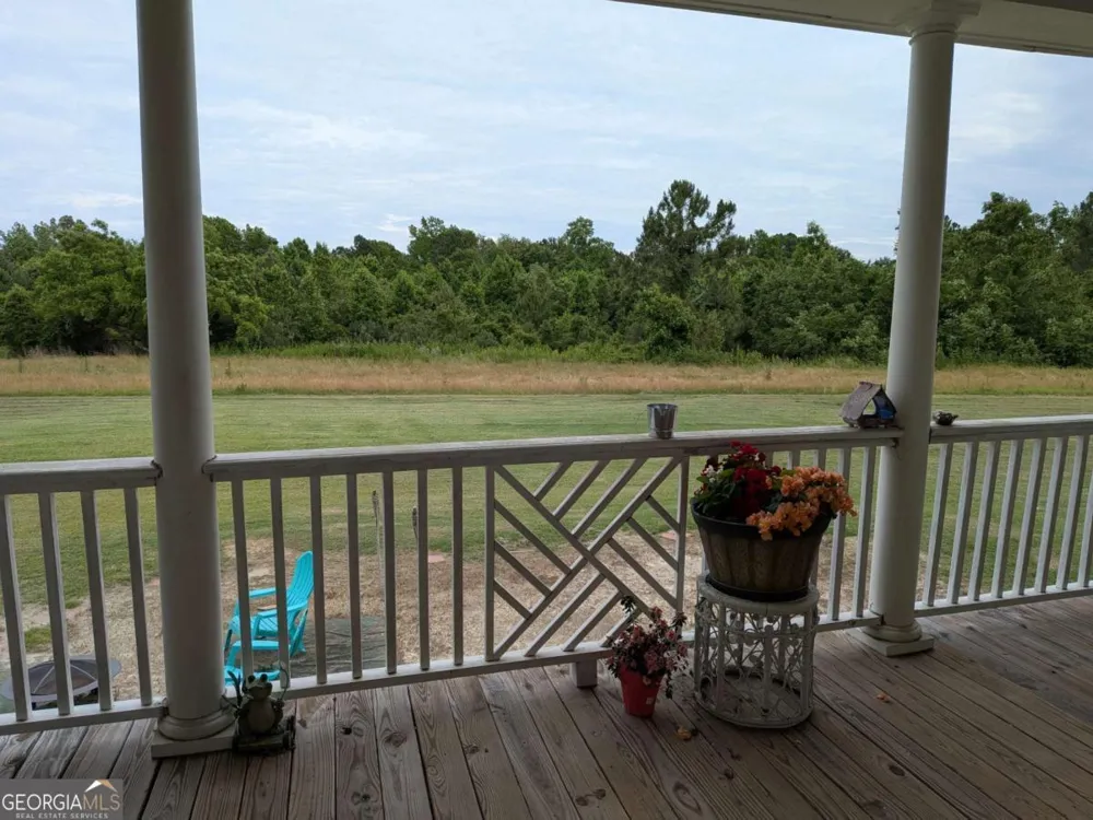 40 Drew Bennett RD Midville, GA 30441