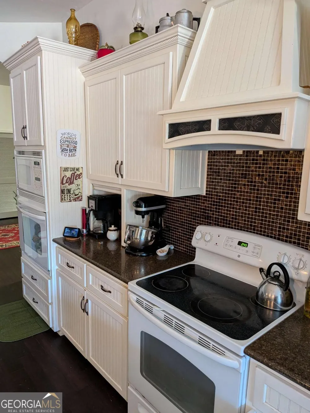 40 Drew Bennett RD Midville, GA 30441