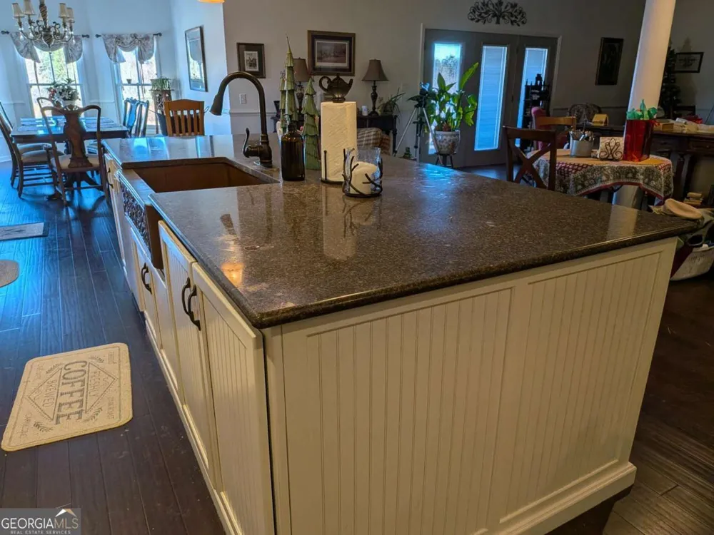 40 Drew Bennett RD Midville, GA 30441