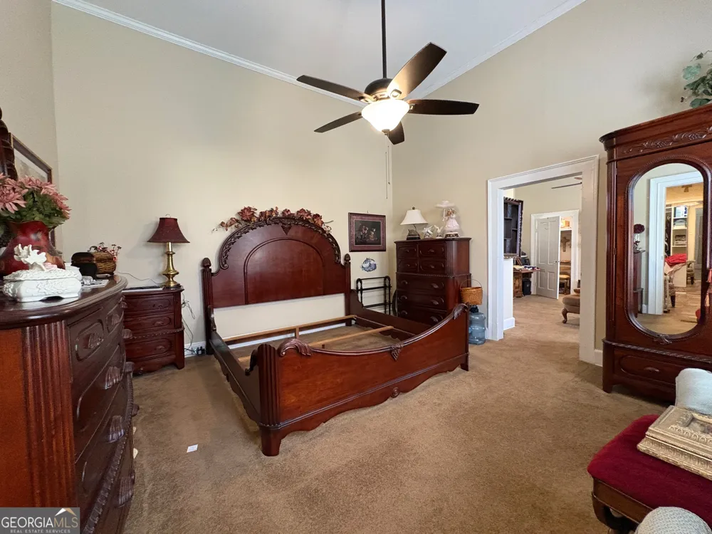 205 White RD Byron, GA 31008