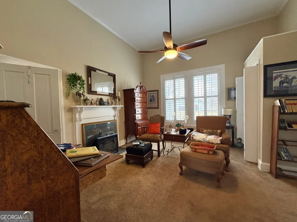 205 White RD Byron, GA 31008