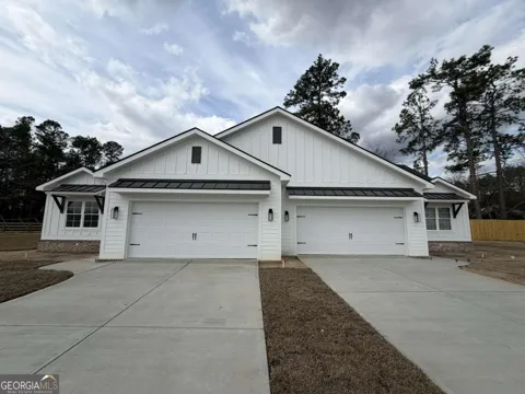 109 Longpoint DR