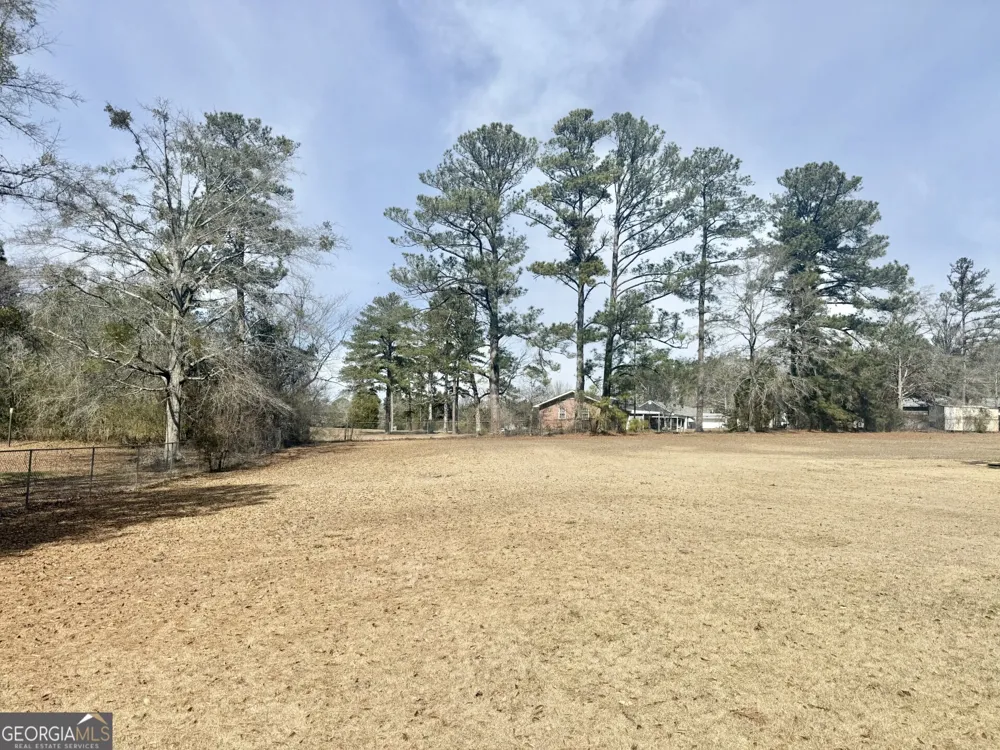 3070 15th ST SW Lanett, AL 36863