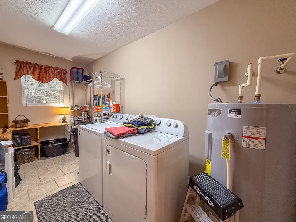 721 Thrasher RD Plains, GA 31780