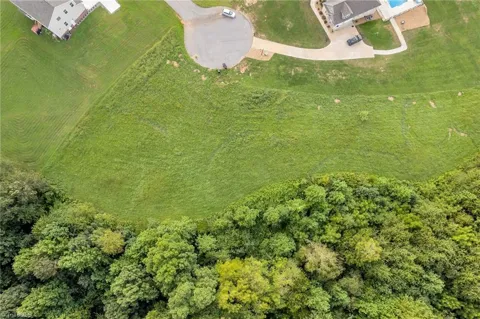 Lot 5 Town N Country Drive