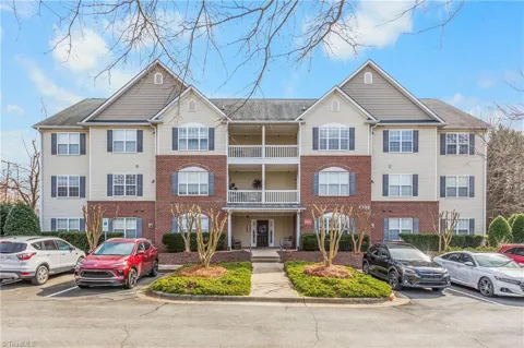 4702 Brighton Park Drive #3D
