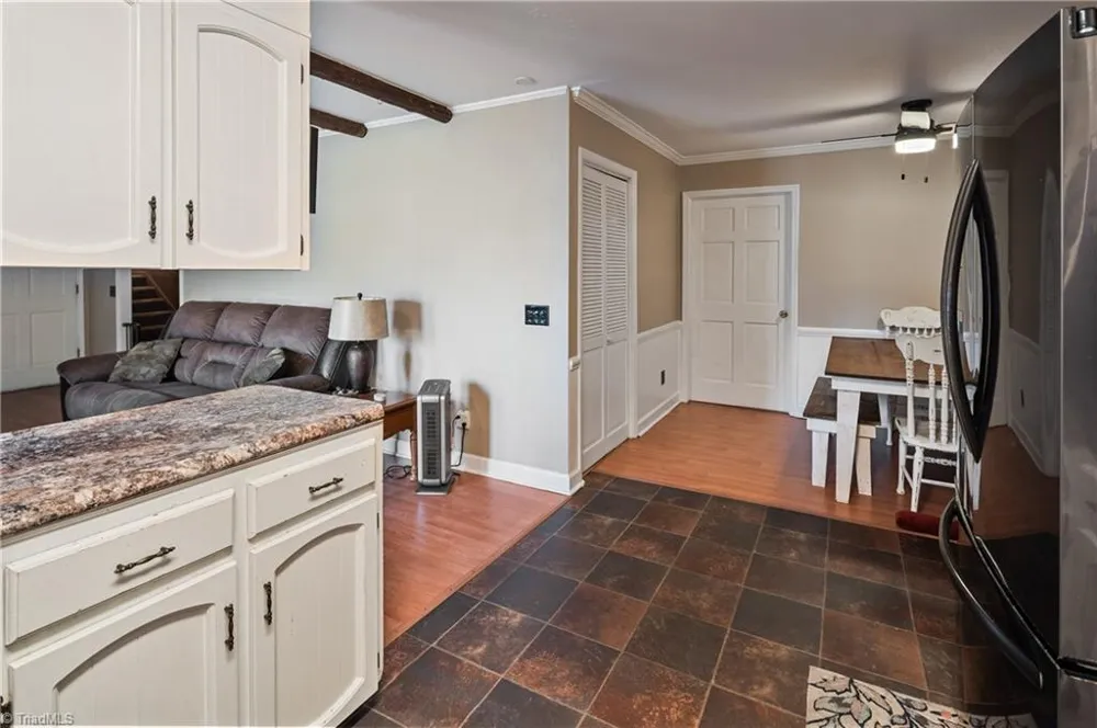 2198 S McKinney Road Mount Airy, NC 27030