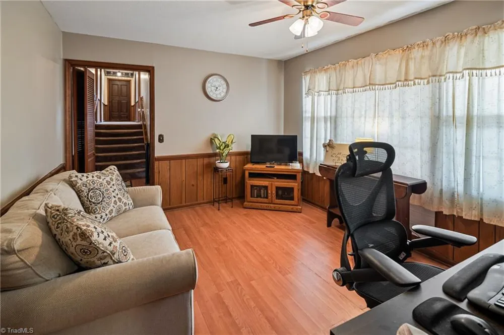 2198 S McKinney Road Mount Airy, NC 27030