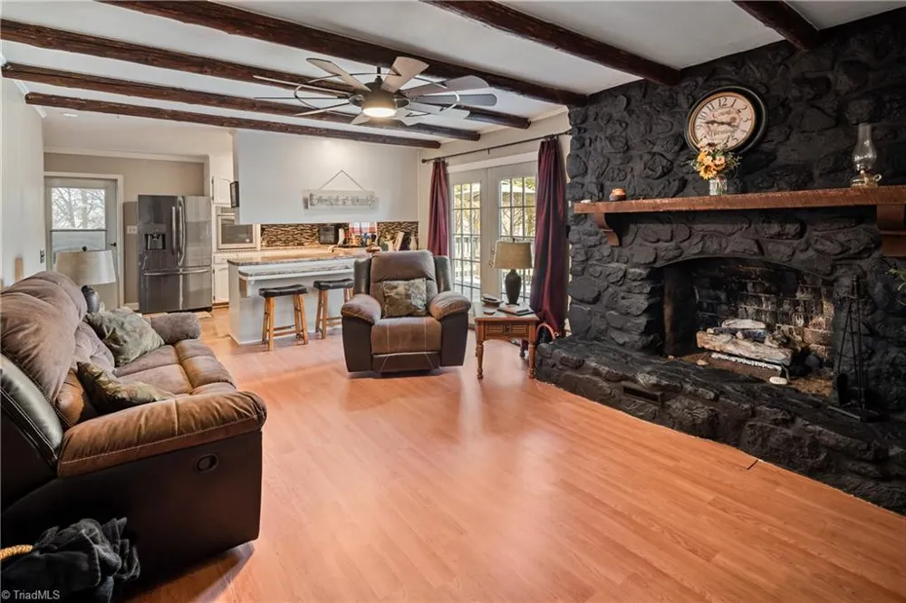 2198 S McKinney Road Mount Airy, NC 27030