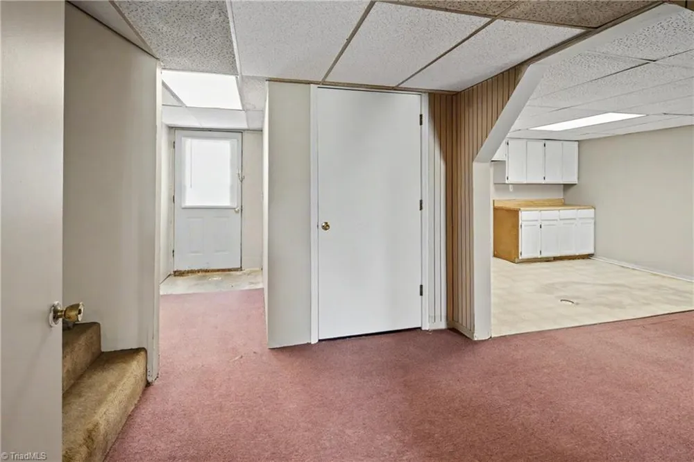 2198 S McKinney Road Mount Airy, NC 27030