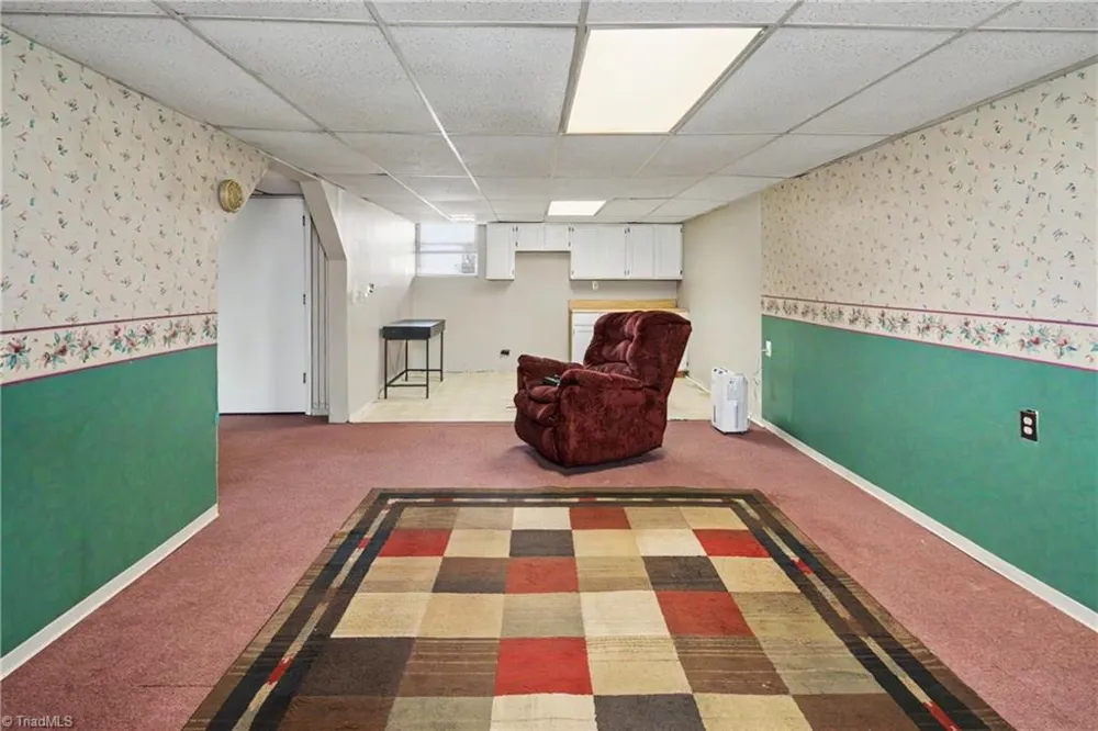 2198 S McKinney Road Mount Airy, NC 27030