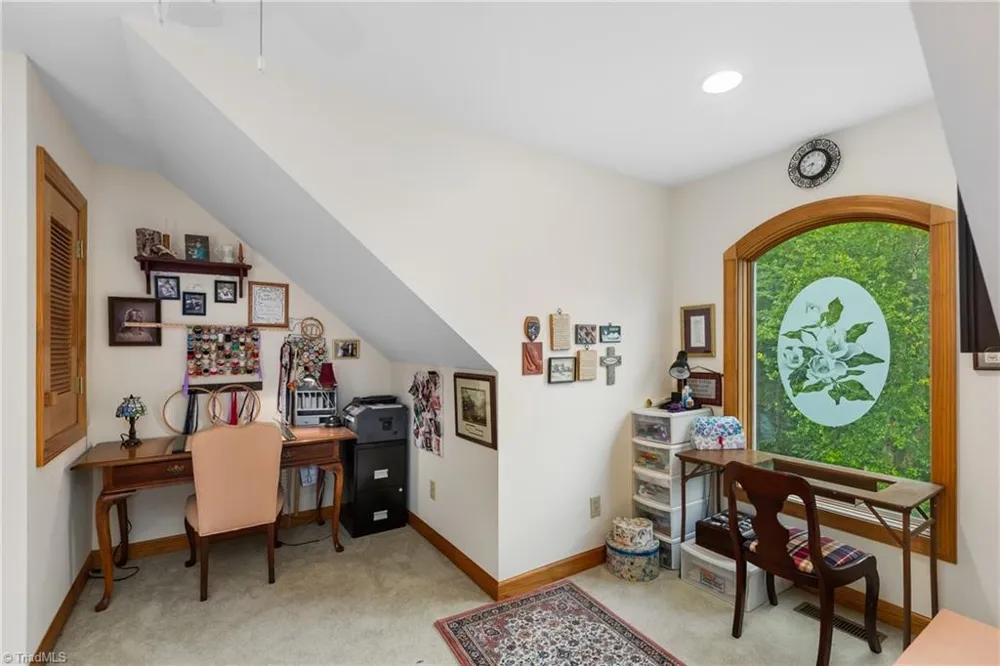 163 Old Hickory Lane Linville, NC 28646