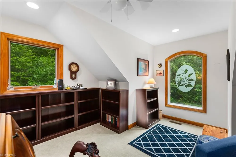 163 Old Hickory Lane Linville, NC 28646